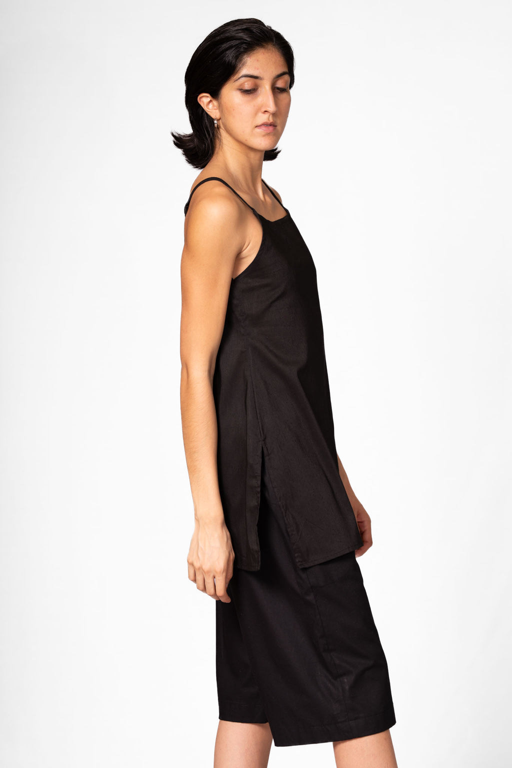 Short Black Sleeveless Kurta